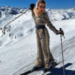 Hilona Gos Instagram - Un peu d’air frais ❄️ @ecrinblanccourchevel Ecrin Blanc Courchevel