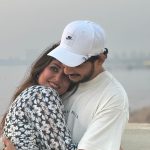 Hina Khan Instagram - #HalkiHalkiSe ♥️