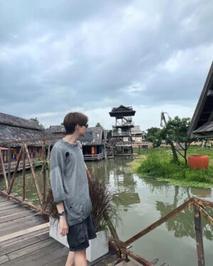 Hirunkit Changkham Instagram - เดินเล่น
