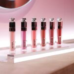 Hitomi Honda Instagram - . 【DIOR ADDICT LIP MAXIMIZER】 Diorのリッププランパーがリニューアルして 1月20日から新発売💄 90%自然由来成分の新処方を実現し、 優れたリップケアをしながら 鮮やかな発色と輝きを放つリップメイクを楽しめる 更に進化したリップマキシマイザー✨ 24色の中からお気に入りのカラーを 見つけてみてください🎨 @diorbeauty #リップマキシマイザー #DIORADDICT