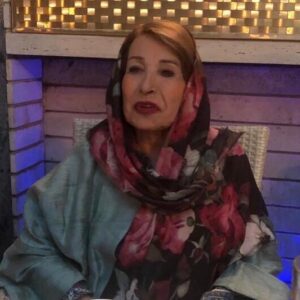 Homayoun Shajarian Instagram - ۰
مادر جان، عزیز تر از جان❤️
پروانه ی تمام عمر عاشق❤️ هشتاد سالگیت فرخنده باد🌹