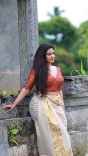 Honey Rose Instagram - Photography @baljithm 
Hairstyle @rahul_namo_