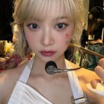 Hong Eun-chae Instagram - ❄️12.25