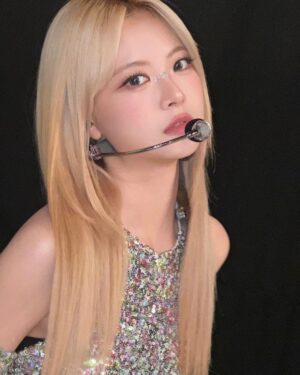 Hong Eun-chae Instagram - 