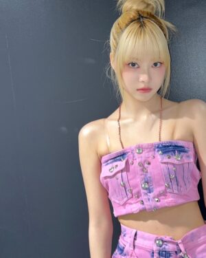 Hong Eun-chae Instagram - =pink🩷