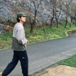 Hong Jong-hyun Instagram - 날씨 좋다🍁🍂