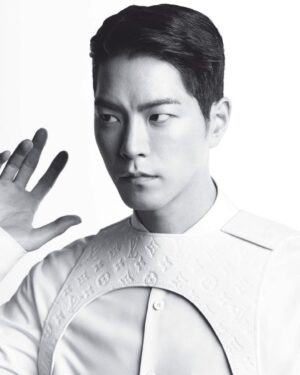 Hong Jong-hyun Thumbnail - 139.9K Likes - Most Liked Instagram Photos