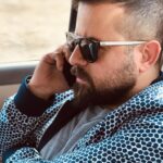 Houman Seyyedi Instagram - آدم های باهوش همیشه ديگران را به صادقانه رفتار کردن ترغيب میکنند. ه.س عكس : خانم ريحانه طراوتي