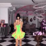 Huda ElMufti Instagram - One year wiser ! 💚🌱🎂🤍🫶🏽 December 6th :) @sharifftanyous my green dress from @mrskeepaofficial