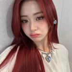 Huh Yun-jin Instagram - EZ