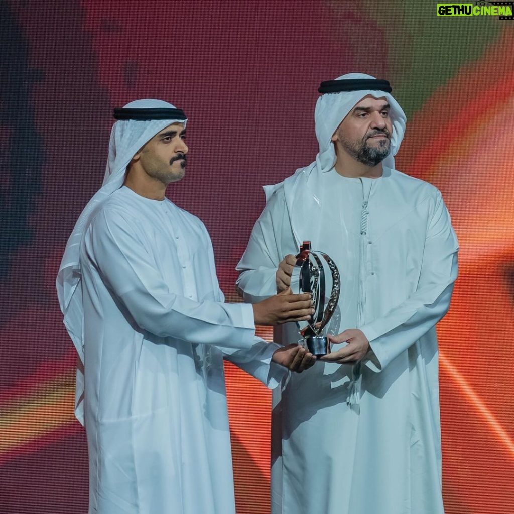 Hussain Al Jassmi Instagram - شكراً جائزة ⁧‫#أبوظبي‬⁩ العالمية للجوجيتسو على منحي لقباً سأعتز به دائماً "سفير رياضة الانجازات" ‏Ambassador of the sport of achievements