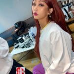 Hyolyn Instagram - 🤍으으으으으으으음중🖤