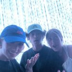 Iñaki Godoy Instagram - Remembering the time me and @emilysteaparty experienced art overdose, so artistic. #artbros #bondedbyart #whatisart??? #areweart??? #artissocool 🎨😤