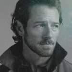 Ian Bohen Instagram - @yellowstone season finalé is TONIGHT on @paramountnetwork * 📸 @emersonmiller