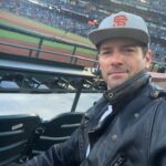Ian Bohen Instagram - Next day, same outfit. * @sfgiants playoff baseball * #HumBaby