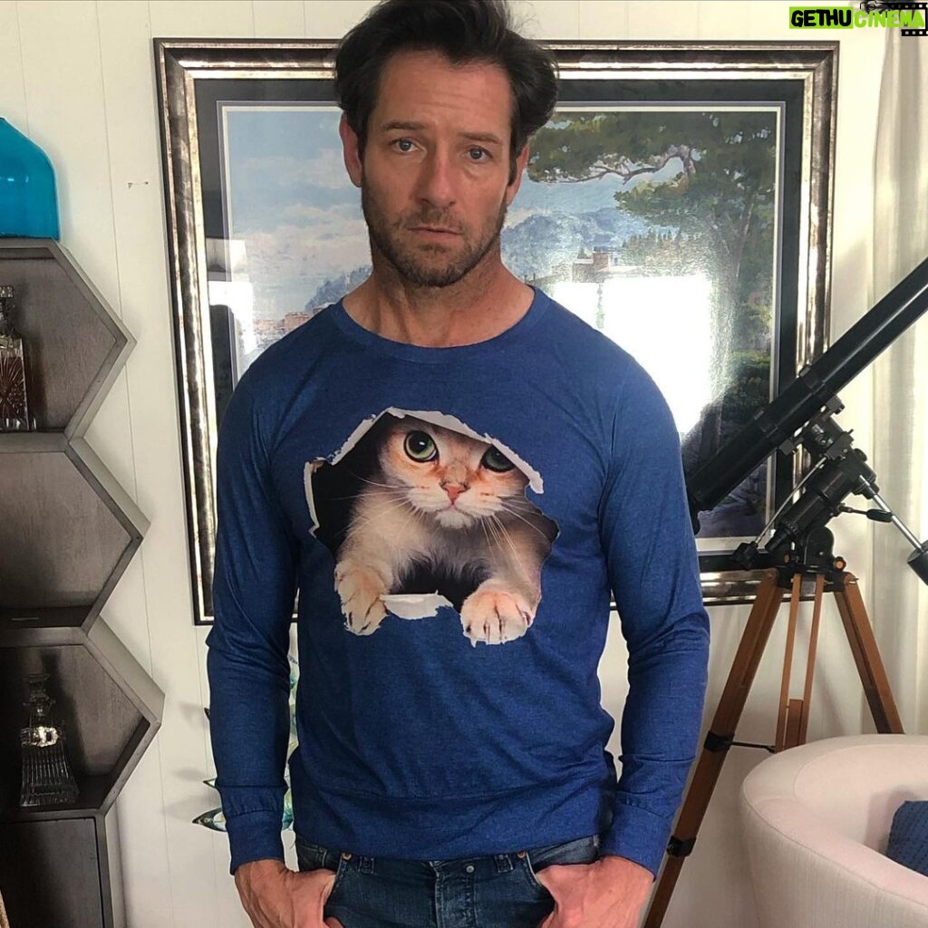 Ian Bohen Instagram - Just when you thought I kittin’t be any cuter...