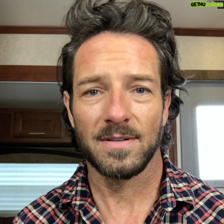 Ian Bohen Instagram - @stjude cures kids with cancer. No bills, for anything, ever. It’s that simple. Please help. Link in bio #forSt.Jude