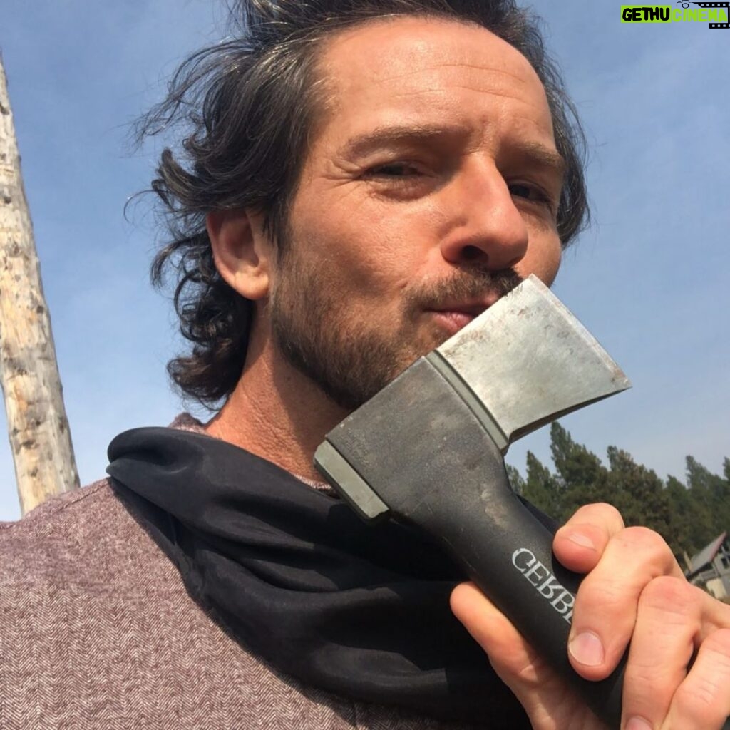 Ian Bohen Instagram - The only thing I have to kiss out in Montana.