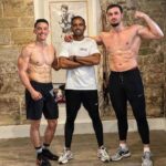 Ibrahim Tsetchoev Instagram - Petit entraînement avec @tiboinshape et mon coach @sofiane_derdega ✊, qui est plus stock entre moi et Tibo ? 😏 Boulogne-Billancourt, France