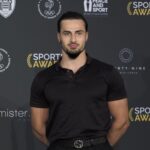 Ibrahim Tsetchoev Instagram - Merci pour l’invitation a @sportelawards et @tvfightnation pour cet événement regroupant beaucoup de sportif, champion et médailles olympiques. Pour l’occasion je me suis mis sur mon 31 😌 Monaco