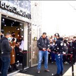 Ibrahim Tsetchoev Instagram - Je suis tellement fier de vous annoncer que notre nouveau restaurant @blackandwhiteburger a ouvert officiellement ses portes à #saintetienne dans le centre commercial @steelsaintetienne ! C’est grâce à votre soutien que @djam_ibratv et moi en sommes arriver là aujourd’hui, mais aussi grâce au support de notre équipe très impliquée et motivée de @blackandwhiteburger ! Et ce n’est que le debut d’une grande aventure 💪 Je vous annonce déjà une nouvelle ouverture cette fois en Belgique @blackandwhiteburgerbelgium dès demain à Bruxelles 😍, vous aurez toutes les infos sur @blackandwhiteburgerbelgium 👌 , merci encore une fois pour votre fidélité et confiance ❤️ Saint-Étienne
