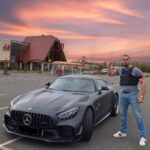 Ibrahim Tsetchoev Instagram - Si j’étais policier j’aurais ce style la 😄, vous aimez bien? Привет ребята, для тех кто меня не знает, я блогер из Франции и живу тут уже 15 лет, если хотите видеть какая жизнь за границей и следить как из иммигранта я стараюсь с моим другом @djam_ibratv расширить нашу франшизу бургеров @blackandwhiteburger , по всей Европе, то следите за моим IG 😄 Paris, France