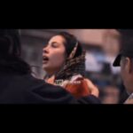 Ibtissam Laaroussi Instagram - ميمكنش شحال بكيت كملت ومقدرتش نسكت فاش كتبغي الشخصية و كتحس بيها اش جا ميخرجك ! حنان واش حسيتو بيها في هاد المشهد مسلسل كاينة ظروف غناء الرائعة @salmarachid.official ❤️ @nokrykhalid_officiel @drissroukhe @hanane.rida
