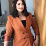 Ibtissam Laaroussi Instagram – مونيا  شخصية جديدة من مسلسل بنات الحديد اش بان ليكم فيها !؟🫣🫣