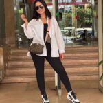 Ibtissam Laaroussi Instagram - توحشتكم بزاف من عروس الشمال طنجة 🇲🇦🌹🌹🌹