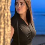 Ibtissam Laaroussi Instagram - Faire le vide pour faire le plein ❤️ #meditation #esprit #espagne #marbella #actrice #moroccan #serie #beautiful Marbella España