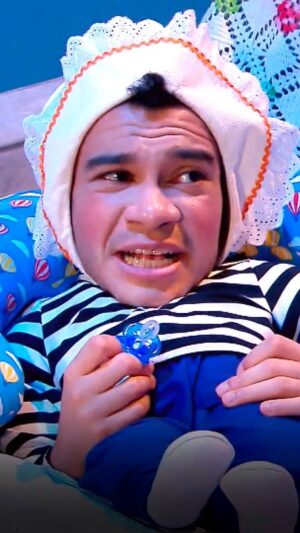 Igor Guimarães Instagram - Bebê Bráuzio e a Mamãe Maionese 😍

#thenoite #sbt #danilogentili #thenoitecomdanilogentili #igorguimarães #diguinhocoruja
