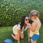 Ilayda Alişan Instagram - Çilek Ecem ile tatilimiz 🍓