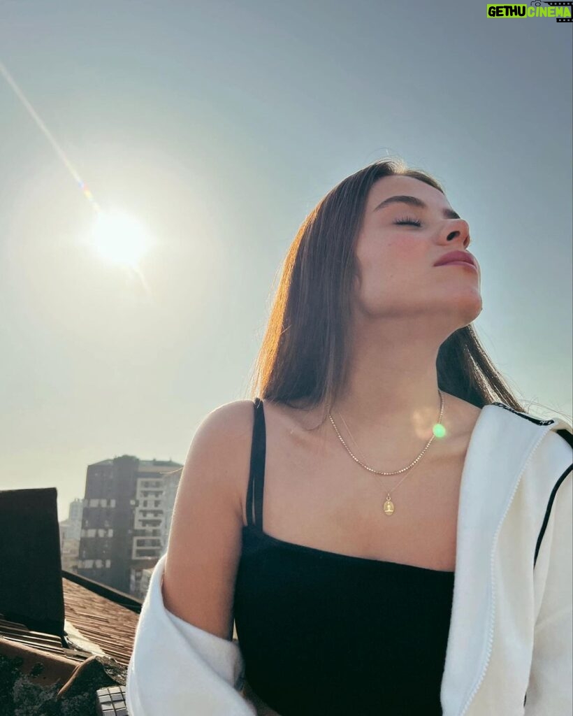 Ilayda Alişan Instagram - 🌞🌞🌞🌞