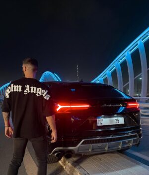 Illan Castronovo Instagram - Restez à l’écart des personnes negative, elles ont un problème à chaque solution.
#urus