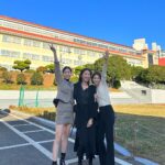 Im Soo-hyang Instagram - 초등학교친구 결혼식가서 눈물의 축사 후 동창들끼리 가본 모교 노란 스쿨버스 추억돋아🥹 나는 4호차 반장이었지 떠드는 애들 이름 적고 그랬는데말야