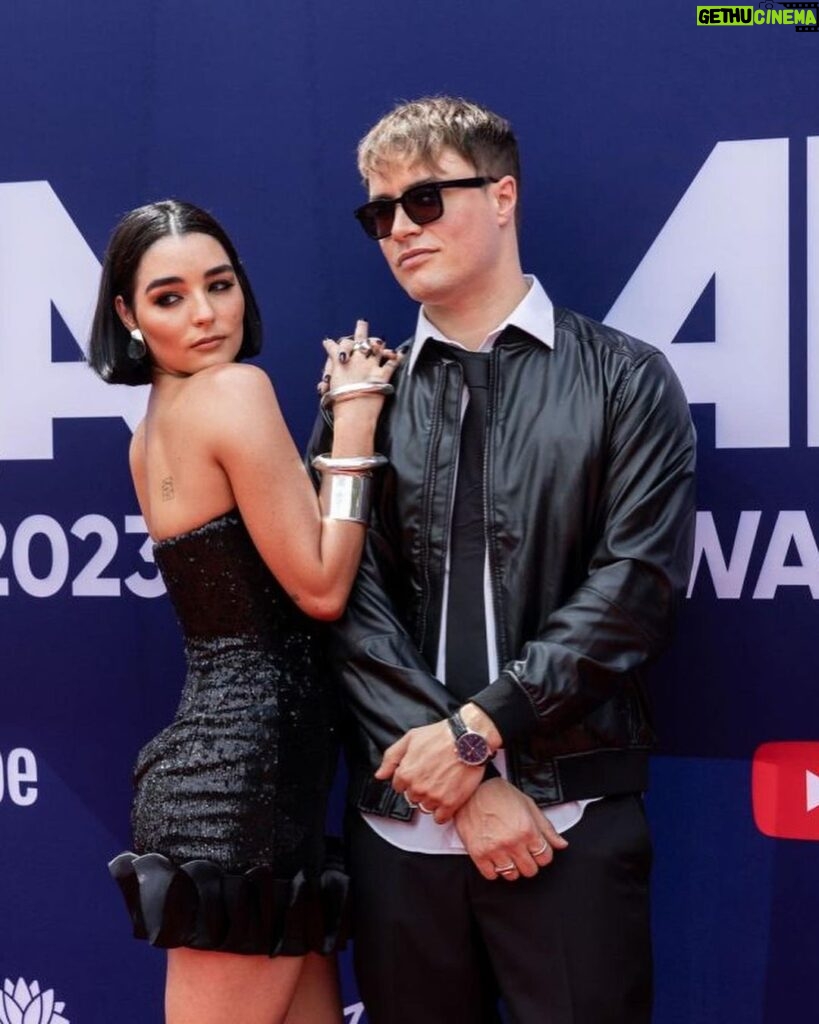 Indiana Massara Instagram - ARIAS BABYYYYY!! ✨✨✨ Stylist @janabartolo Dress & shoes @emporioarmani Jewellery @dinosaur_designs Bag @charleskeithofficial Sunglasses @gentlemonster Hair and makeup @kellybowmanmakeup Sydney, Australia