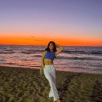 Indiana Massara Instagram - Something in the orange… Fit: @citybeachaustralia 💙 Scarborough, Western Australia