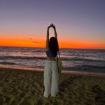 Indiana Massara Instagram - Something in the orange… Fit: @citybeachaustralia 💙 Scarborough, Western Australia