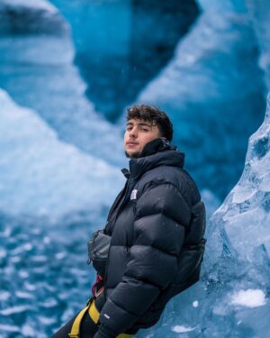 Ines Benazzouz Instagram - « L’homme se doit d’être le gardien de la nature, non son propriétaire » 

La nature nous réserve de belle suprise 🥹Merci pour vos retours sur ma vidéo de l’Islande ! 

📸 @flashboy.mp4 
Édit by @alexipav 🤍