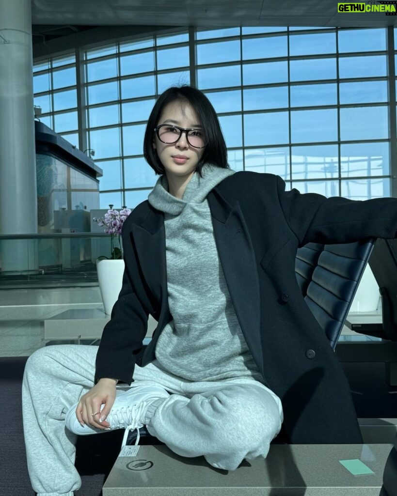 Irene Kim Instagram - Airport fashion Seoul Icheon International Airport