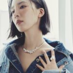 Irene Kim Instagram - Diamonds & denim💎 @voguekorea December with @fredjewelry 😘 photographed by @daehanx contributing fashion editor @modamijin stylist @soorink hair @han_jisun makeup Ryung Hye Park