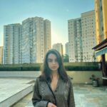 Isabella Moreira Instagram - ☀️🏢🌻☕️🎞️
