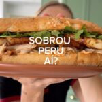 Isabella Scherer Instagram - Sobrou peru/chester aí? ❤️ Vem comigo e com o @justobr fazer o melhor reaproveitamente possível! - Peru/Chester - Manteiga temperada do vídeo do peru - Água - Limão - Abacaxi - Azeite - Sal e pimenta do reino - Coentro Molho: - 1/2 xícara de maionese - 1 colher de sopa de páprica defumada - 1 colher de sopa de limão - Molho de pimenta Quando fizer, me marca? *publicidade