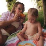 Isabella Scherer Instagram - Verão, pequenusculos, picnic, manga e Mucilon Seleção da Natureza Aveia, Cevada e Quinoa! Existe coisa melhor? *publicidade