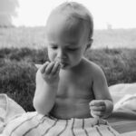Isabella Scherer Instagram - Verão, pequenusculos, picnic, manga e Mucilon Seleção da Natureza Aveia, Cevada e Quinoa! Existe coisa melhor? *publicidade
