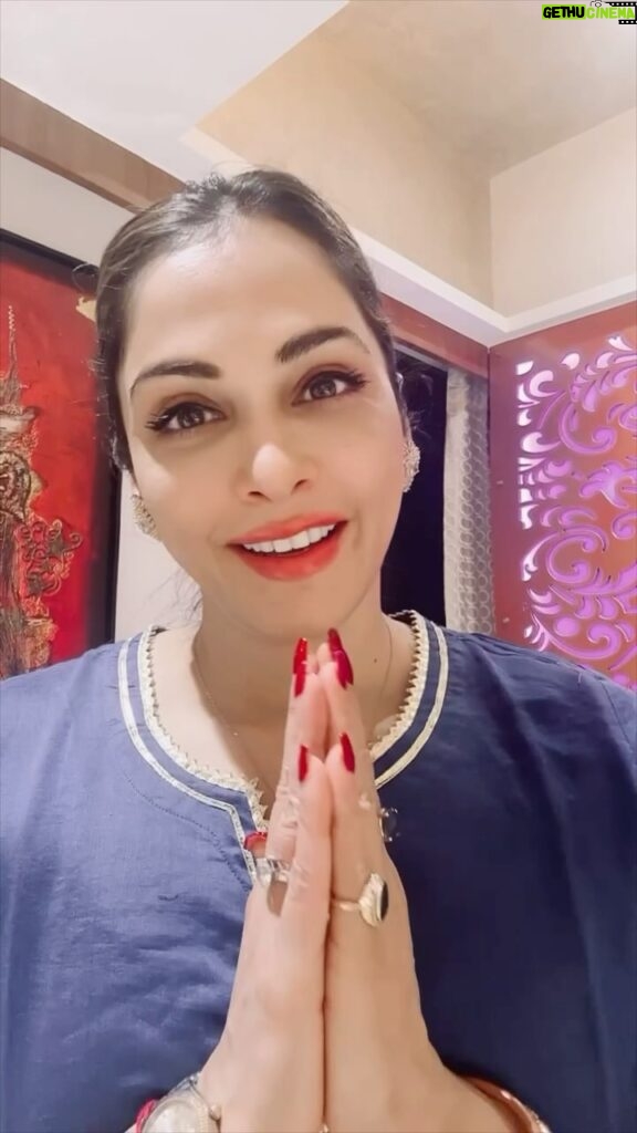 Isha Koppikar Instagram - Celebrate Shiv and Shakti tomorrow - 8th March. Come be a part of the blood donation camp at the Rejua Energy Center, Tardeo, 9am onwards. I’m going to be there, and I hope to see you there too! @rejuaenergycenter @shenmenwellness @acusantoshkumarpandey