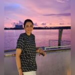 Isha Koppikar Instagram - This view and the colour of the sky 😍🫶🏼 #nofilter #viewslikethese #love #nature