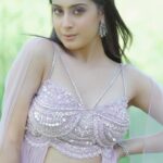 Isha Malviya Instagram - To all the isha fans- ek dil hai, ek jaan hai, dono tujhpe kurbaan hai! 💕 Keep supporting and loving. #teamishamalviya ❤️ Shot by: @deepikasdeepclicks Makeup: @tamannaaaa_artistry Hair: @shabana_sheikh_11 Outfit: @aliyanabymeenabazaar Jewels: @the_kizals Footwear: @footfuel_ x @stylingcityy Team: @insyncdigitals @colorstv @officialjiocinema #biggboss17 #bb17 #colorstv #jiocinema #endemolshine #ishamalviya