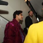 Ishaan Khattar Instagram - What a joyyyyy to be hosted for the NBA playoffs at Brooklyn’s homecourt!! WHAT a THRILLING game 😅 great effort by the @brooklynnets and a glorious sweep by the @celtics 🙌🏼🔥 @nba @nbaindia @nbastyle_in #ballislife 💥💥💥 Barclays Center