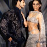Ishaan Khattar Instagram - Pleasure walking for @rohitgandhirahulkhanna @fdciofficial with the lovely @sobhitad